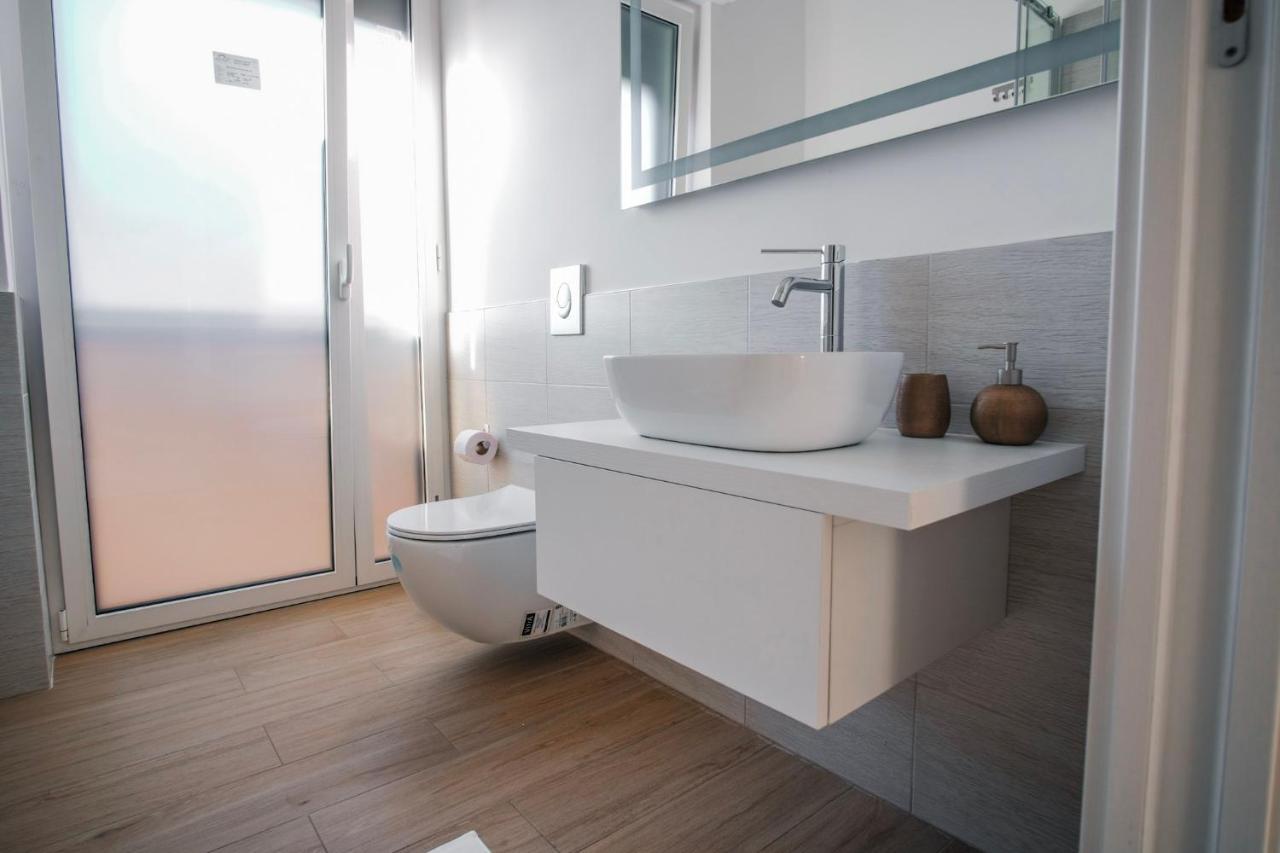 Rossani Suites&Aparts Bari Exterior photo